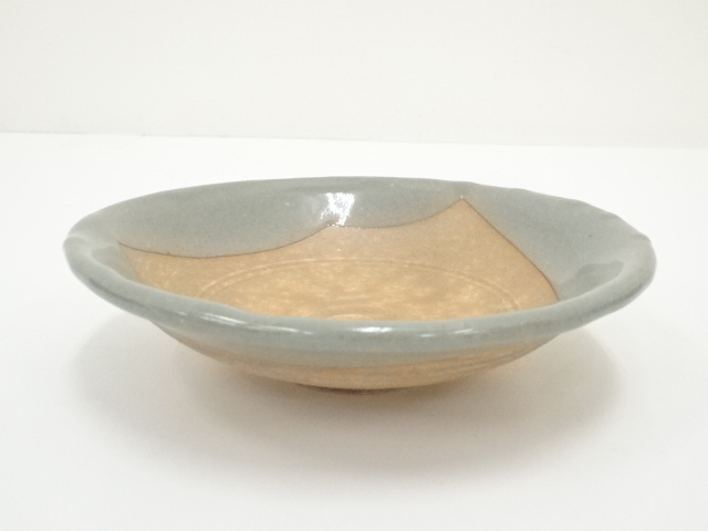 茶道具　「平茶碗」　小川欣治造　乾山写　共箱　美品 茶道具 「平茶碗」 小川欣治造 乾山写 共箱 美品 - メルカリ
